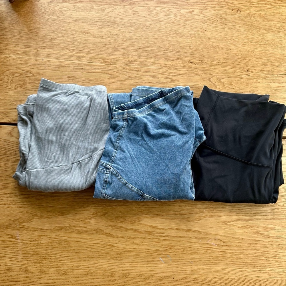 Three Piece Maternity Pants Lot! Yoga, flared yoga & Ribbed Ingrid & Isabel H&M